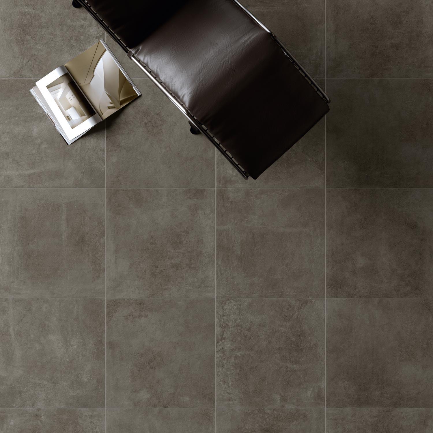 Carousel Expo Dark 1