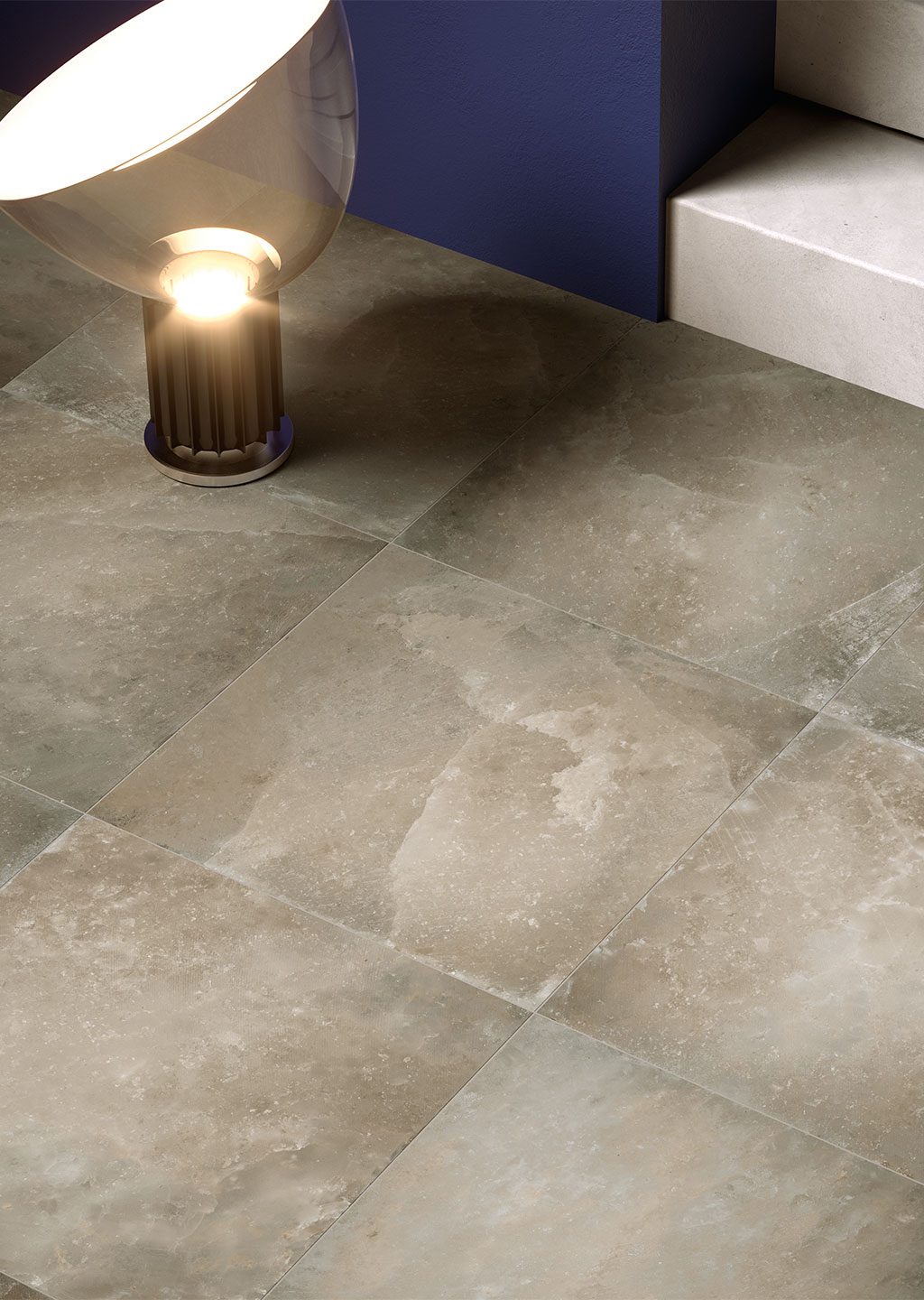 Listing Riviera Thumbnail hover 1024x1440